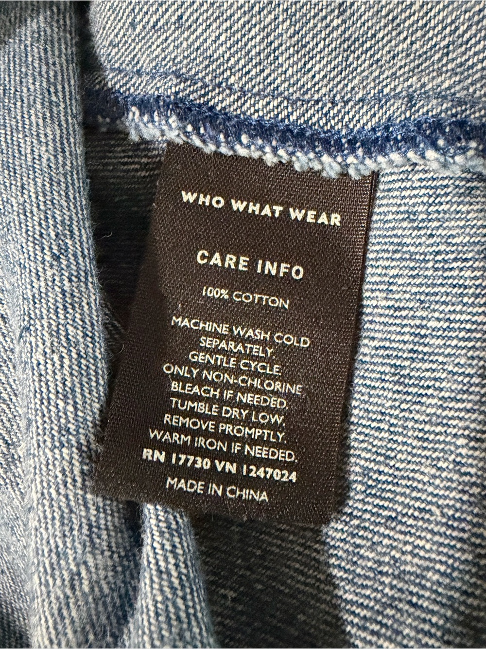 Who What Wear Dark Blue Button-Front Denim Dress - Picture 4 of 4